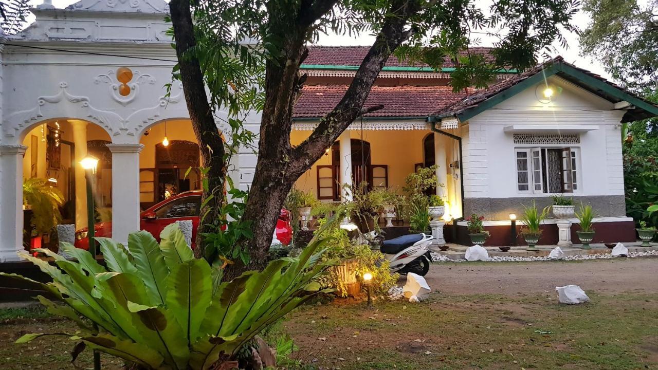 Galkanda Walawwa Kandy Exterior foto